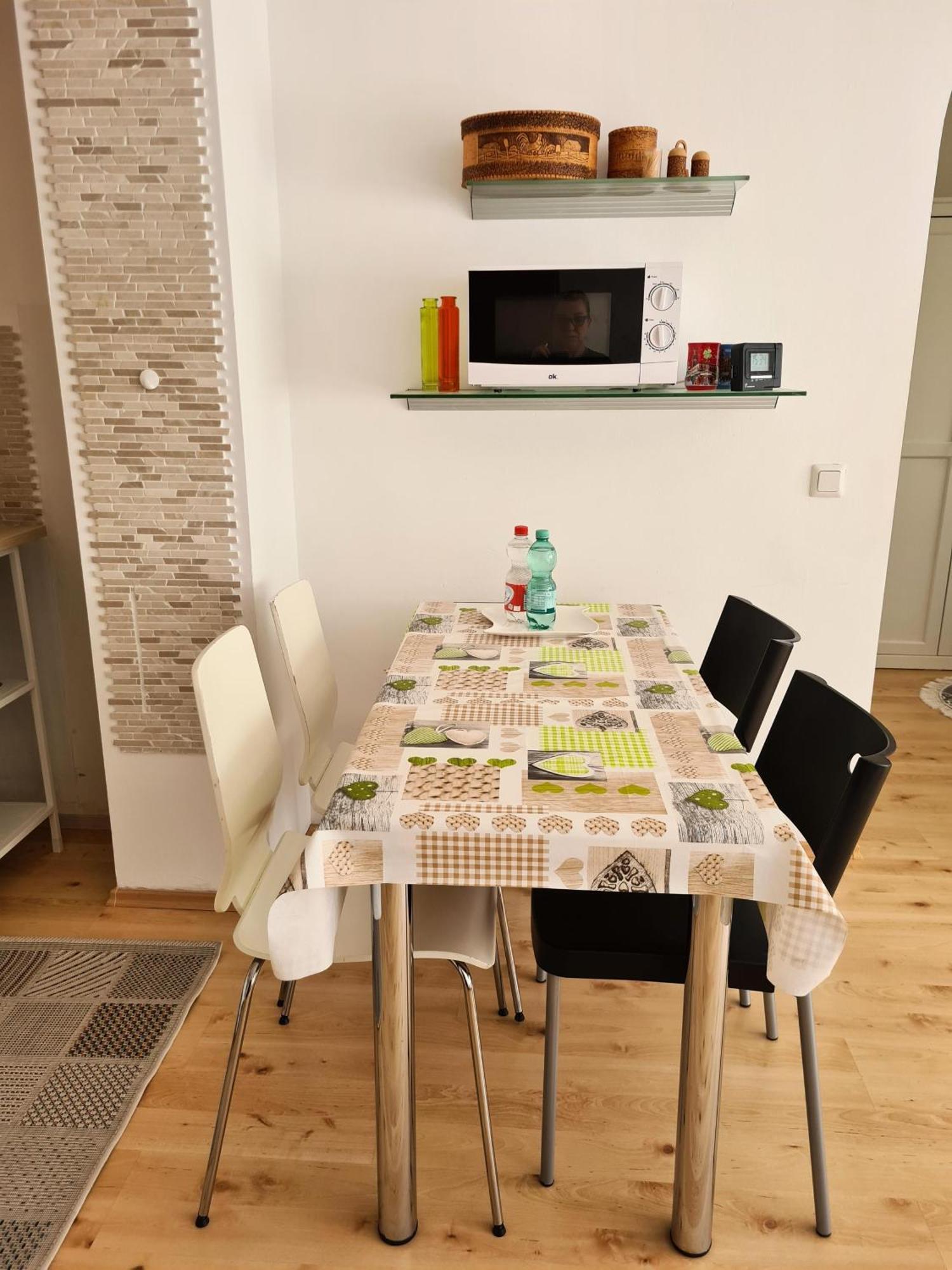 Wohnung Am Gruenen, Naehe Stadtzentrum Und Hauptbahnhof, Wlan Inklusive Fürth Eksteriør billede